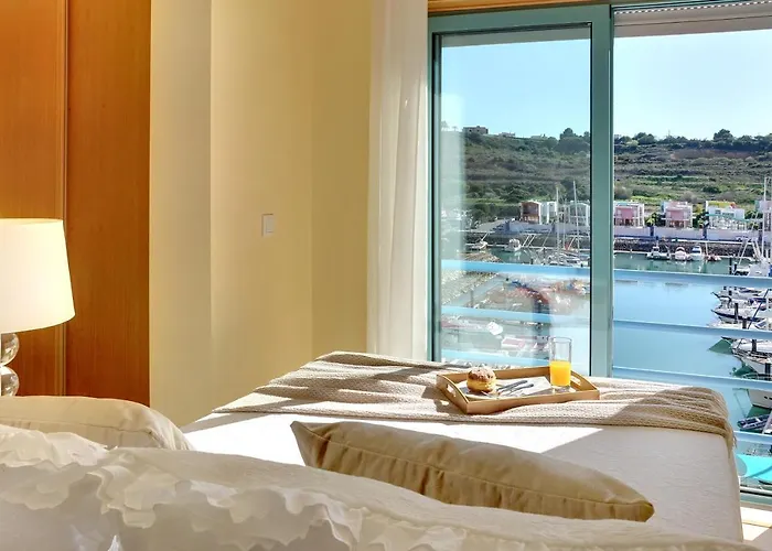 Marina Ocean Αλμπουφέιρα